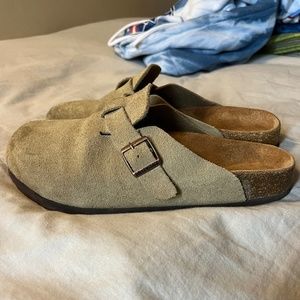 Birkenstock Boston Suede Taupe Size 40 Medium/Wide Width
